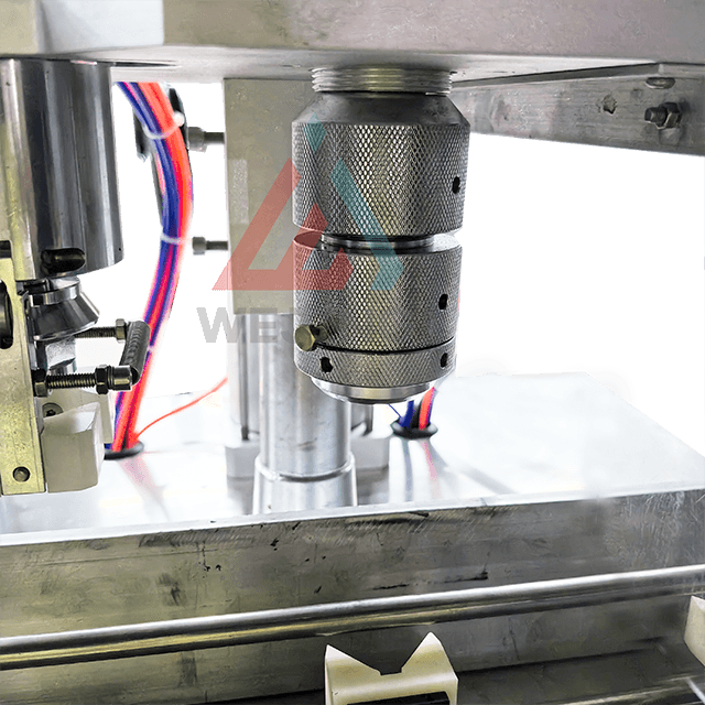 Система уплотнения машины для наполнения аэрозолей