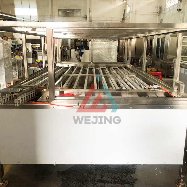 Резервуар для обнаружения водяной бани для машины для наполнения аэрозолей