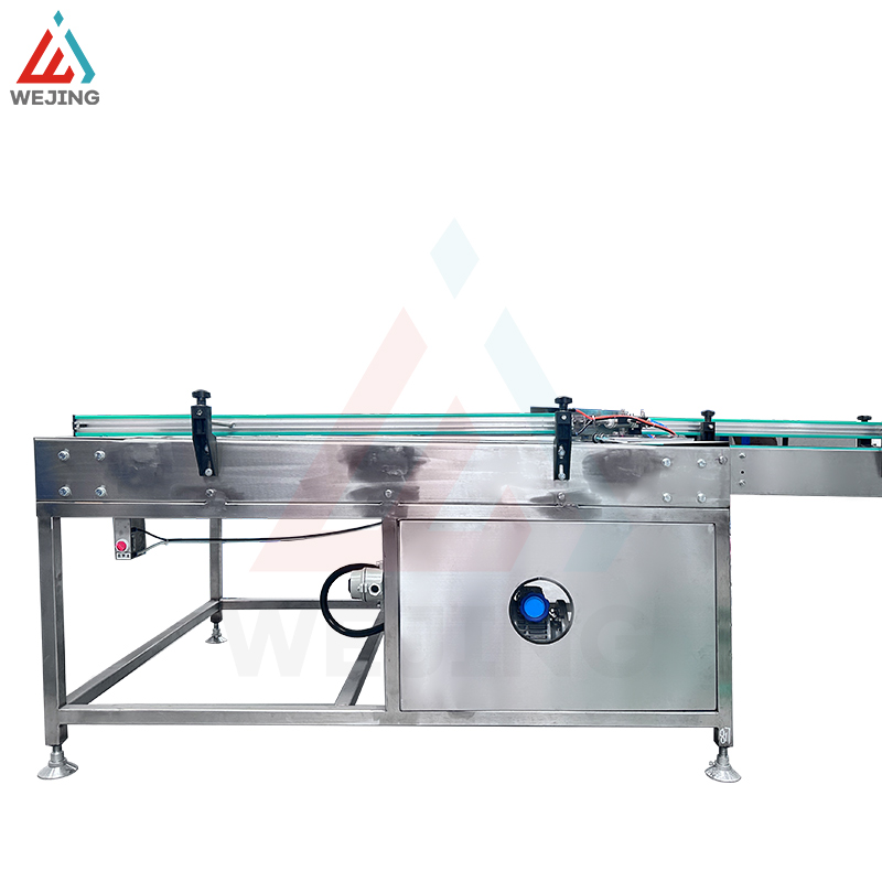 Машина для подачи аэрозольных баллончиков