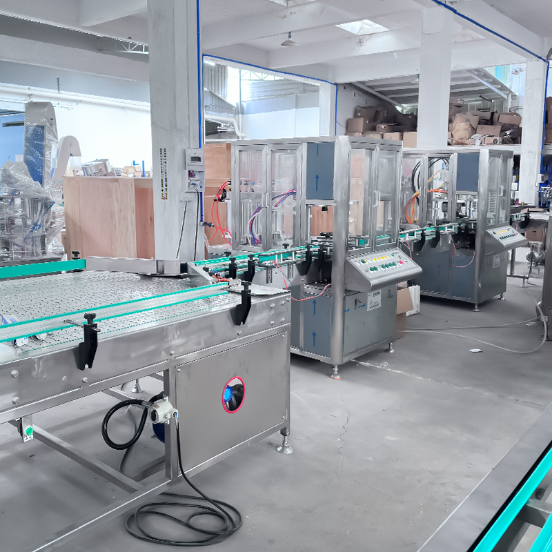 Автоматическая машина для наполнения аэрозолей2